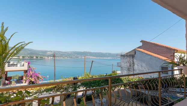 Apartamento de 3 quartos em Trogir com jardim - Foto 2