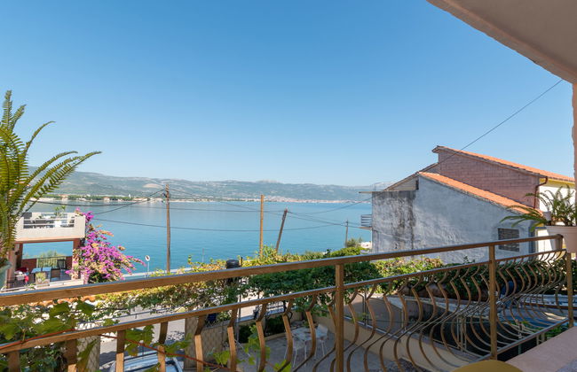 Apartamento de 3 quartos em Trogir com jardim - Foto 2