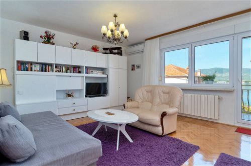 Foto 9 - Apartment mit 2 Schlafzimmern in Trogir mit garten