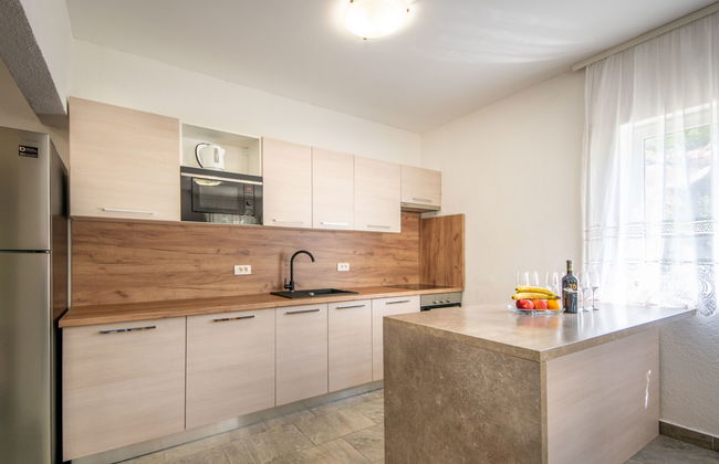 Casa de 8 quartos em Novi Vinodolski com piscina privada e terraço - Foto 13