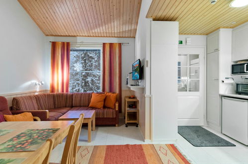 Foto 7 - Haus mit 1 Schlafzimmer in Kolari mit sauna und blick auf die berge