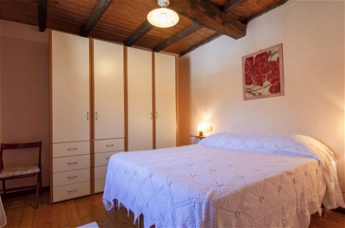 Photo 17 - 2 bedroom House in Piazza al Serchio with private pool and garden
