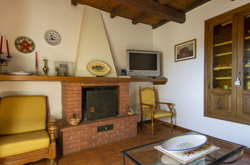 Photo 10 - 2 bedroom House in Piazza al Serchio with private pool and garden