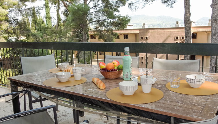 Foto 1 - Apartment mit 2 Schlafzimmern in Saint-Cyr-sur-Mer mit garten und terrasse