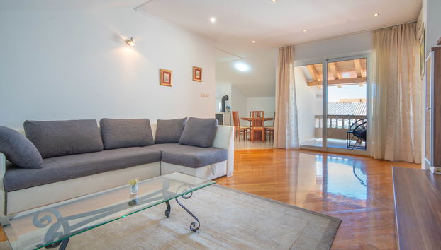 Apartment mit 3 Schlafzimmern in Rab mit schwimmbad und terrasse - Foto 3