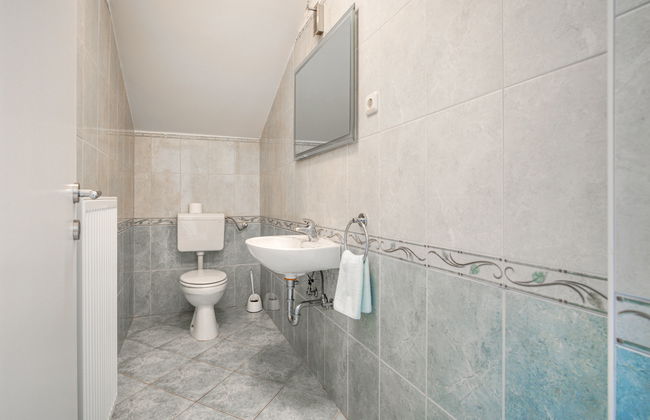 Apartamento de 3 quartos em Rab com piscina e terraço - Foto 28
