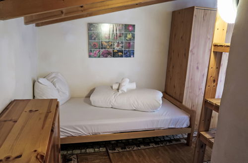 Foto 14 - Appartamento con 3 camere da letto a Schluein con sauna