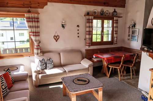 Foto 6 - Appartamento con 3 camere da letto a Schluein con sauna