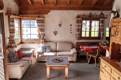 Foto 3 - Appartamento con 3 camere da letto a Schluein con sauna