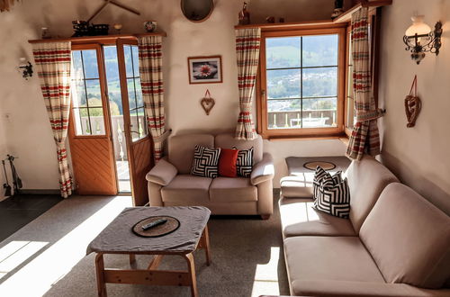 Foto 7 - Appartamento con 3 camere da letto a Schluein con sauna