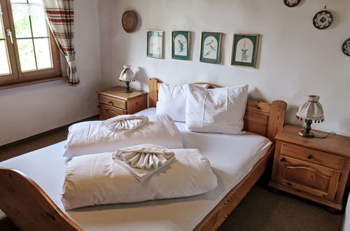 Foto 4 - Appartamento con 3 camere da letto a Schluein con sauna