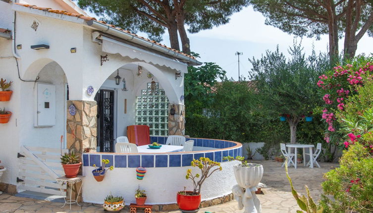 Photo 1 - Maison de 2 chambres à l'Escala avec jardin et vues à la mer