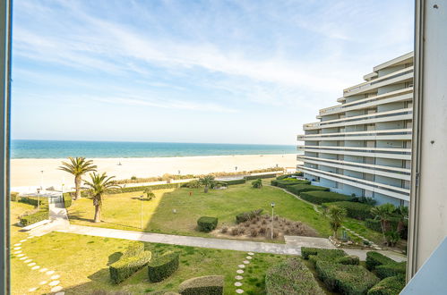 Foto 18 - Appartamento con 1 camera da letto a Canet-en-Roussillon con vista mare