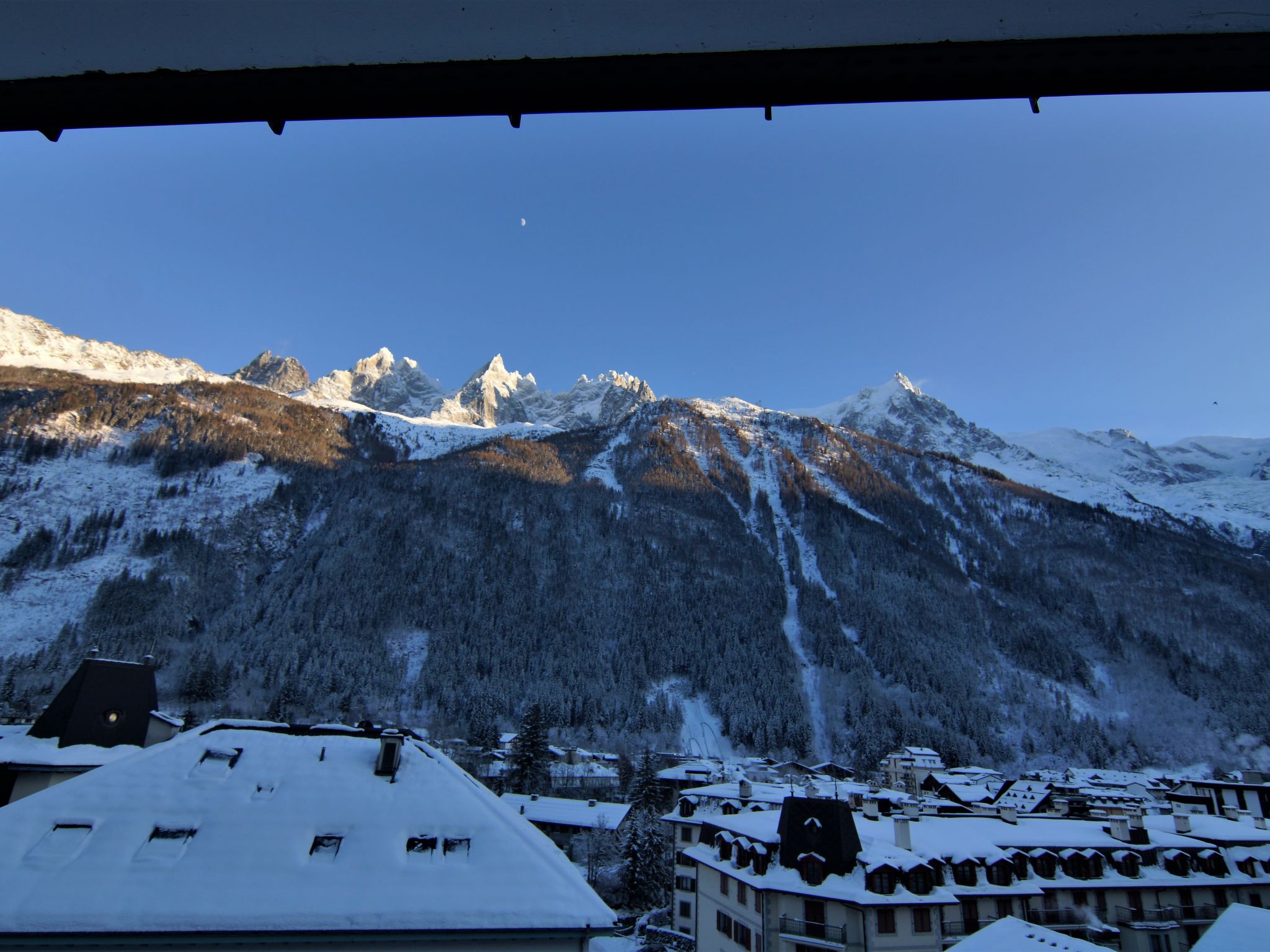 Foto 20 - Apartamento de 1 habitación en Chamonix-Mont-Blanc con vistas a la montaña