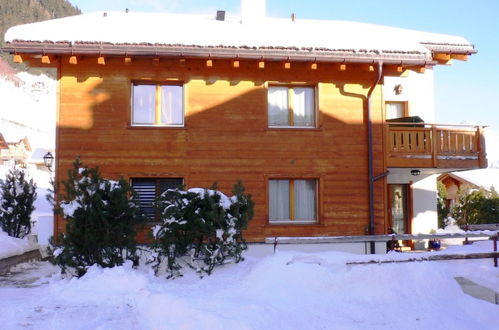 Photo 2 - Appartement de 2 chambres à Tujetsch avec sauna