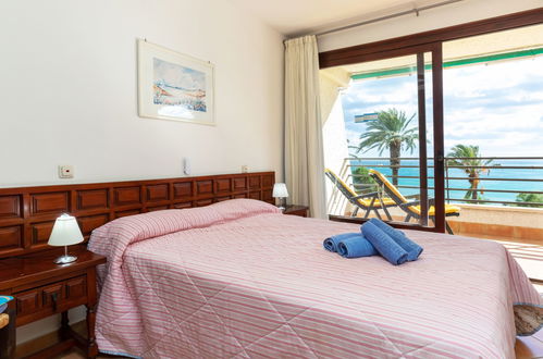 Photo 10 - 2 bedroom Apartment in Mont-roig del Camp with sea view