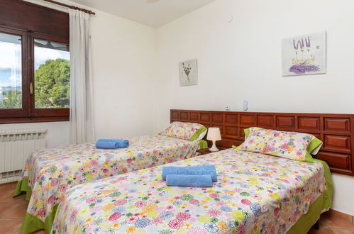 Photo 15 - 2 bedroom Apartment in Mont-roig del Camp with garden