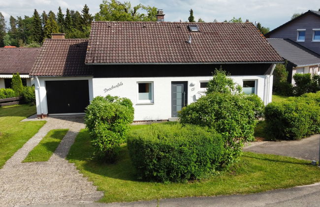Casa de 4 quartos em Löffingen com jardim e terraço - Foto 1