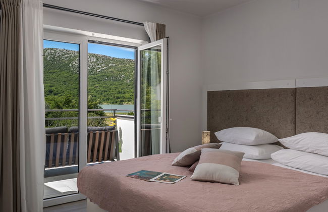 Casa de 5 quartos em Vinodolska Općina com piscina privada e jardim - Foto 5