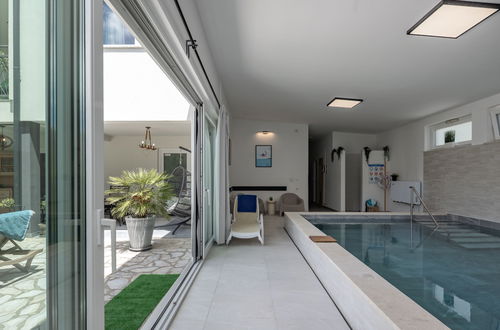 Foto 13 - Haus mit 4 Schlafzimmern in Vinodolska Općina mit privater pool und garten