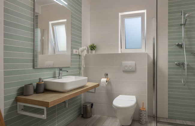 Casa de 5 quartos em Vinodolska Općina com piscina privada e jardim - Foto 23