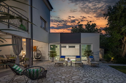 Foto 41 - Haus mit 4 Schlafzimmern in Vinodolska Općina mit privater pool und garten