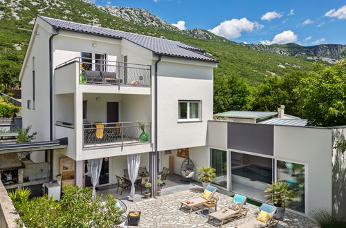 Foto 1 - Haus mit 4 Schlafzimmern in Vinodolska Općina mit privater pool und garten