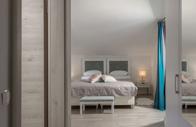Casa de 5 quartos em Vinodolska Općina com piscina privada e jardim - Foto 26