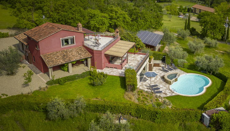 Foto 1 - Casa con 3 camere da letto a Passignano sul Trasimeno con piscina privata e vista sulle montagne
