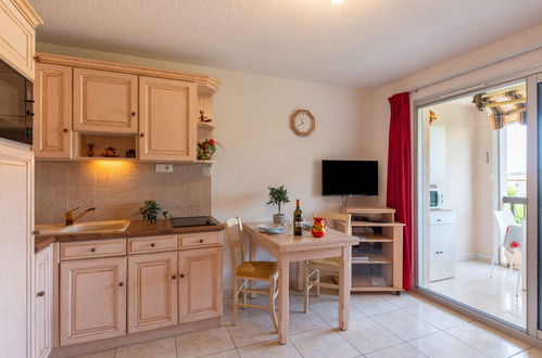 Foto 9 - Apartamento de 1 quarto em Roquebrune-sur-Argens com piscina e terraço