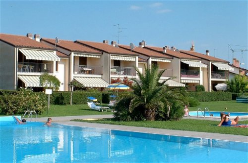 Foto 2 - Apartamento de 2 habitaciones en Lazise con piscina y vistas a la montaña
