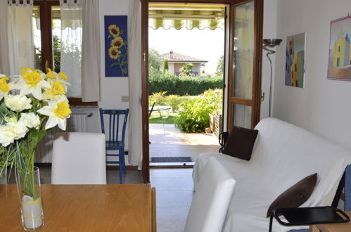 Foto 4 - Appartamento con 1 camera da letto a Lazise con piscina e giardino