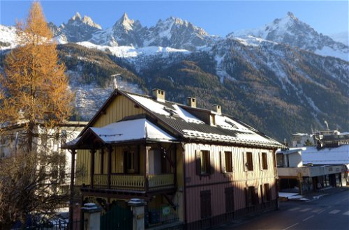 Foto 22 - Apartamento de 2 habitaciones en Chamonix-Mont-Blanc con bañera de hidromasaje y vistas a la montaña