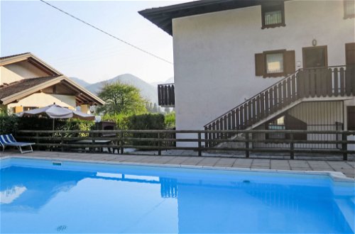 Photo 19 - 2 bedroom Apartment in Ledro with swimming pool and mountain view