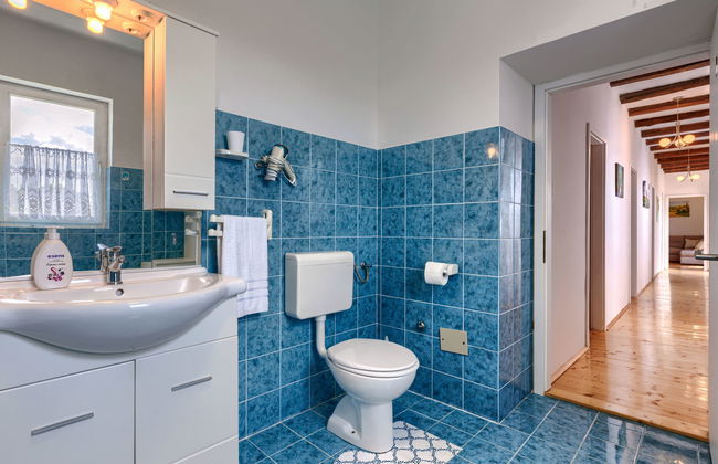 Casa de 4 quartos em Sveti Lovreč com piscina privada e jardim - Foto 40