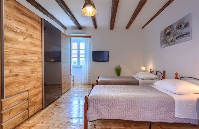 Casa de 4 quartos em Sveti Lovreč com piscina privada e jardim - Foto 24
