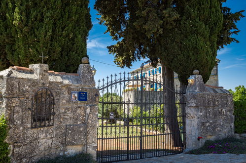 Photo 24 - Maison de 3 chambres à Sveti Lovreč avec piscine privée et vues à la mer