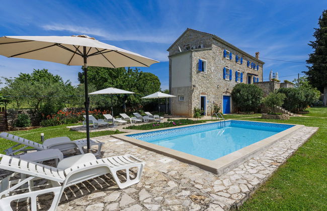 Casa de 4 quartos em Sveti Lovreč com piscina privada e jardim - Foto 17
