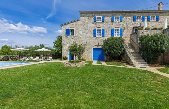 Casa de 4 quartos em Sveti Lovreč com piscina privada e jardim - Foto 2