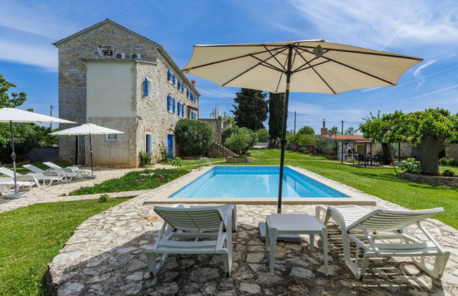 Casa de 4 quartos em Sveti Lovreč com piscina privada e jardim - Foto 19