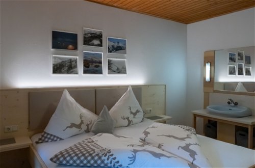 Foto 21 - Casa con 9 camere da letto a Silbertal con giardino e vista sulle montagne