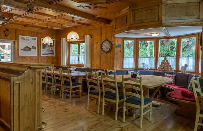 Casa de 10 quartos em Silbertal com jardim - Foto 9