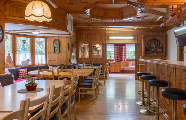 Casa de 10 quartos em Silbertal com jardim - Foto 4