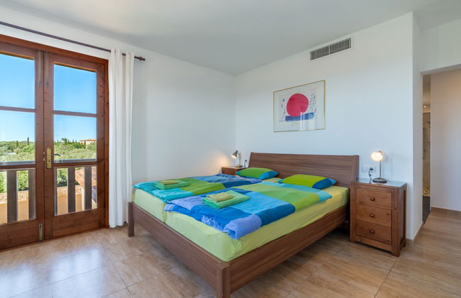 Casa de 5 quartos em Ses Salines com piscina privada e jardim - Foto 13