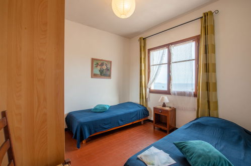 Foto 14 - Appartamento con 3 camere da letto a Cavalaire-sur-Mer con vista mare