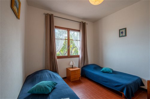 Photo 13 - Appartement de 3 chambres à Cavalaire-sur-Mer avec vues à la mer