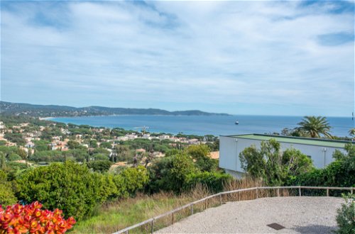 Photo 2 - 3 bedroom Apartment in Cavalaire-sur-Mer with sea view