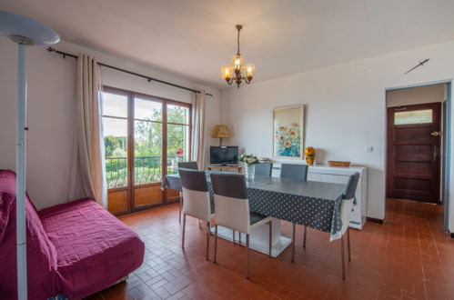 Foto 5 - Appartamento con 3 camere da letto a Cavalaire-sur-Mer con vista mare