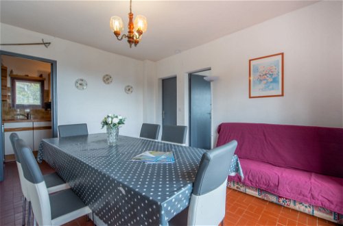 Foto 7 - Appartamento con 3 camere da letto a Cavalaire-sur-Mer con vista mare