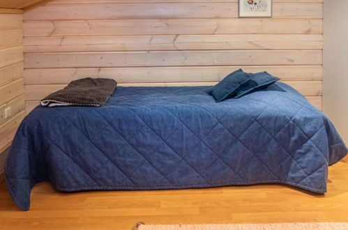 Foto 15 - Casa de 1 habitación en Kuusamo con sauna y vistas a la montaña